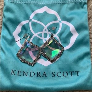 Kendra Scott Kristen earrings